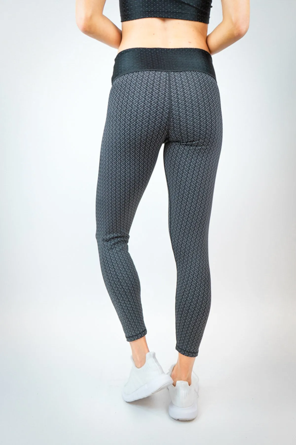 Bryn Reversible Legging - Black