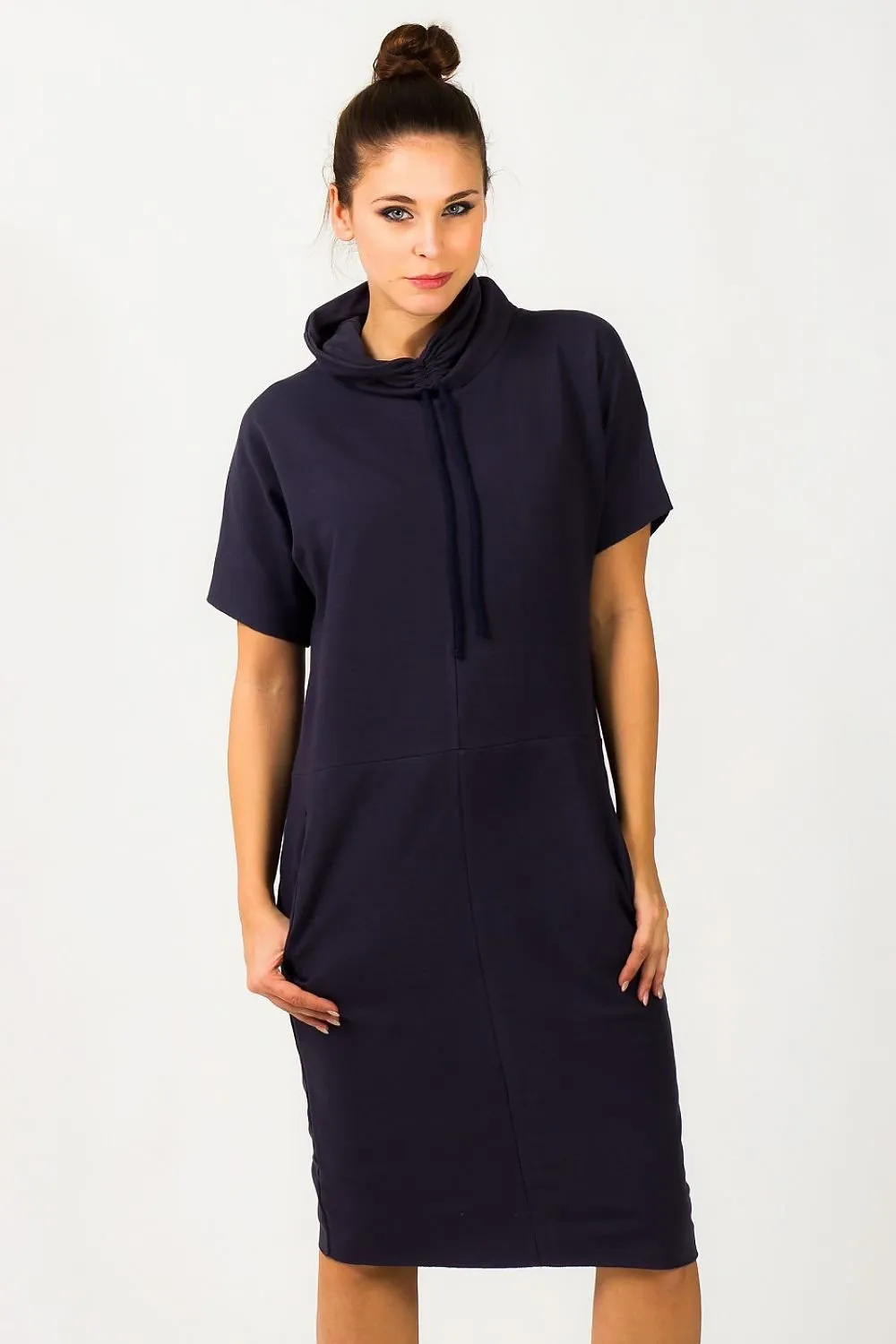Chic Knit Turtleneck Dress with Functional Pockets