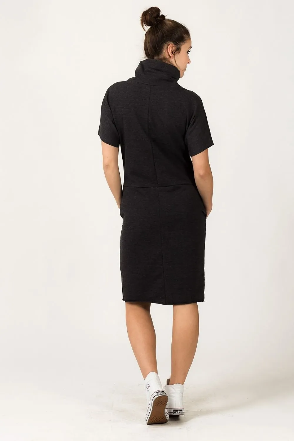 Chic Knit Turtleneck Dress with Functional Pockets