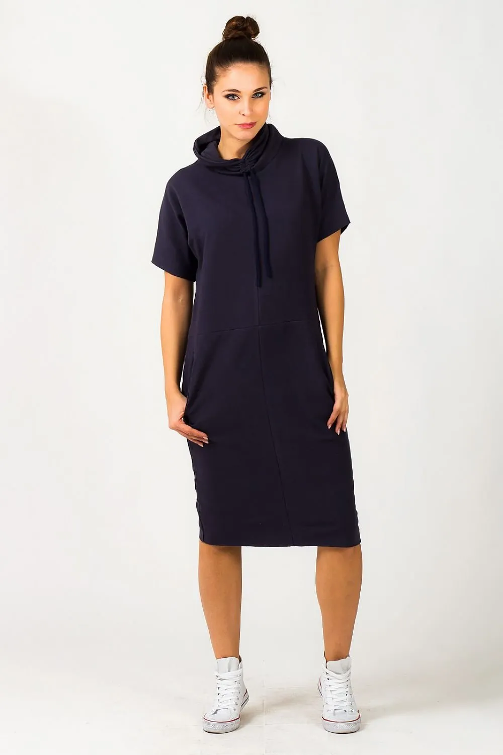 Chic Knit Turtleneck Dress with Functional Pockets