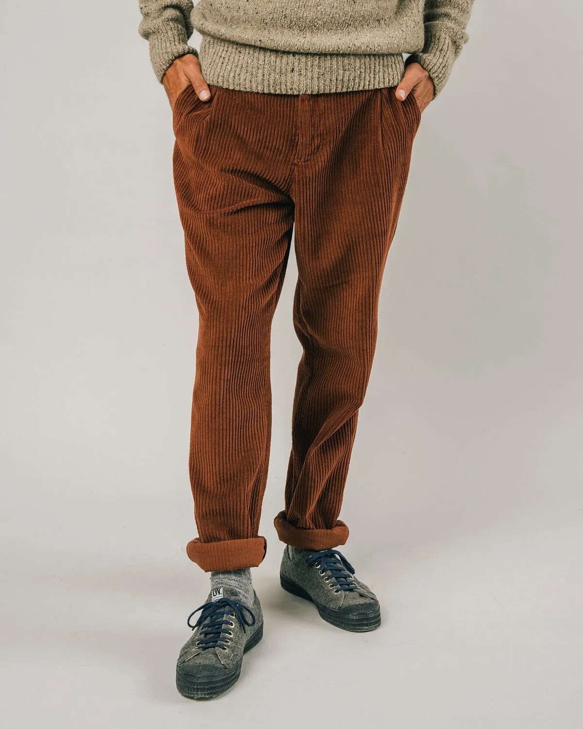 CORDUROY PLEATED CHINO