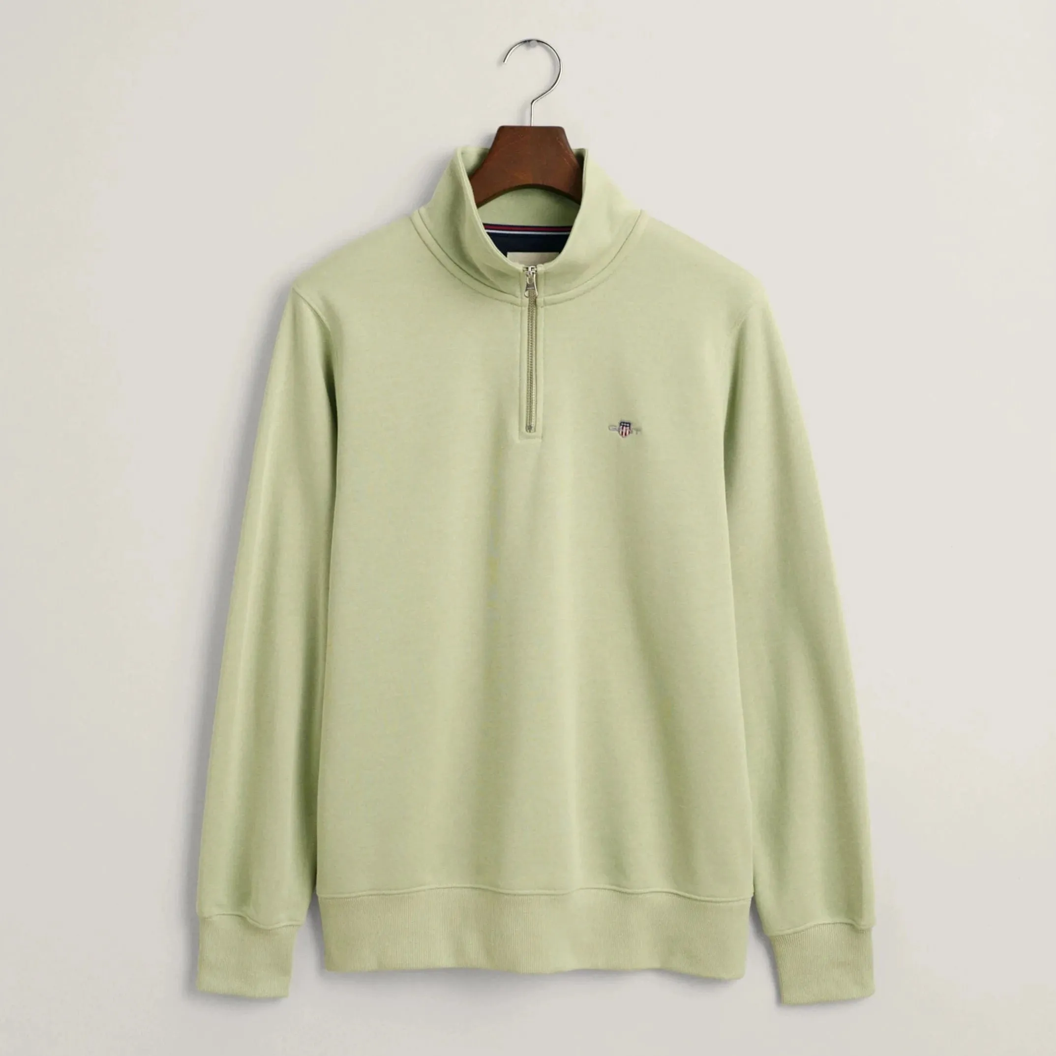 Gant Shield Half-Zip Sweatshirt in Milky Matcha