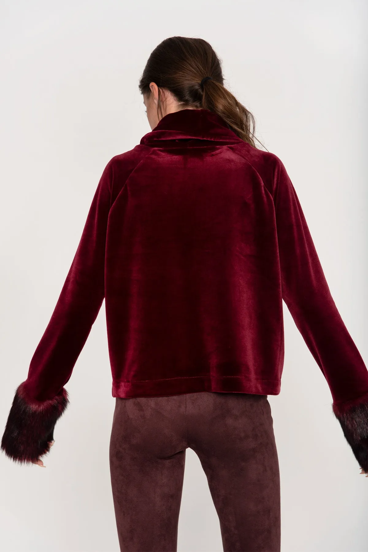 Glimpse Sweater