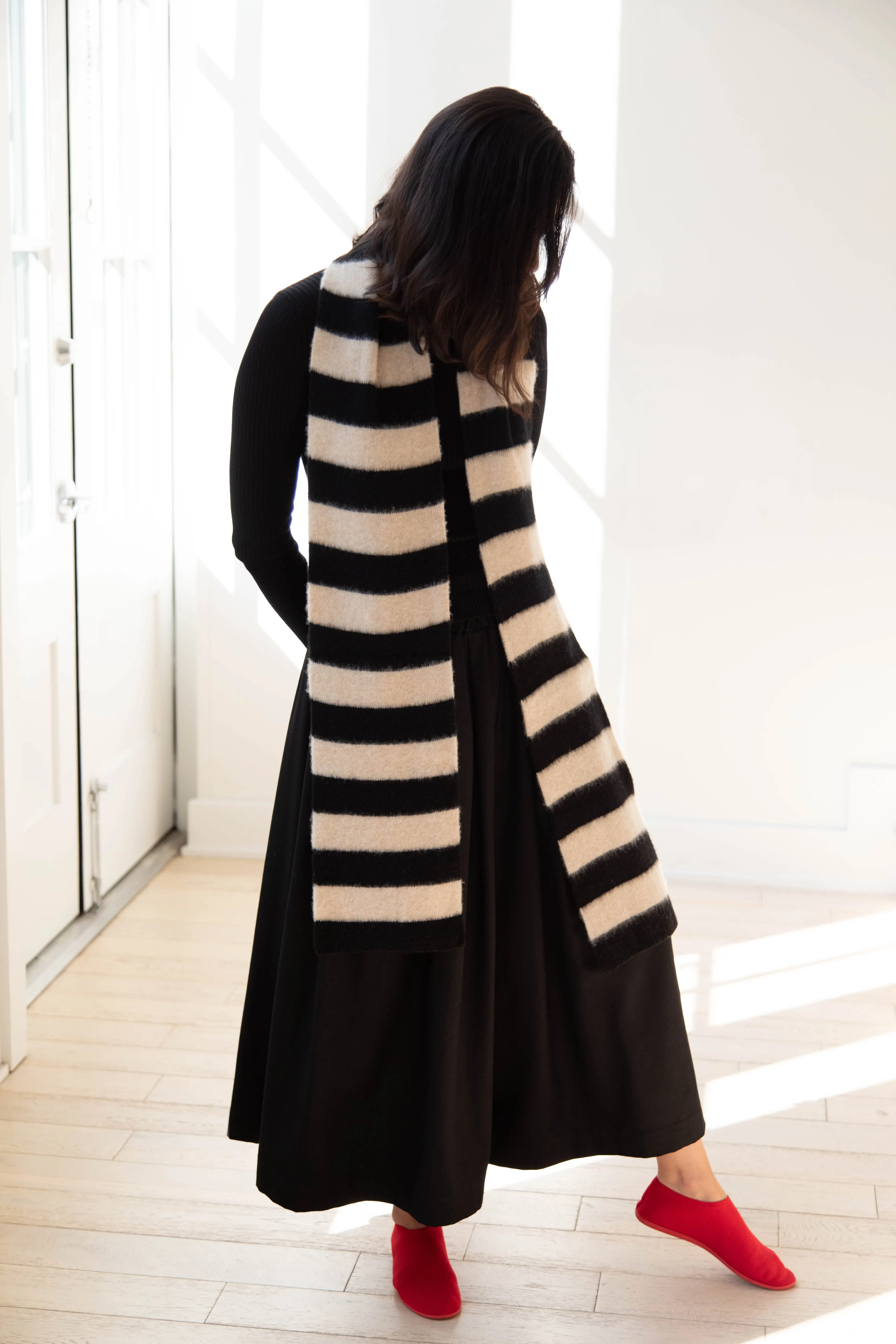 Jo Gordon | Brushed Stripe Scarf in Black & Oatmeal