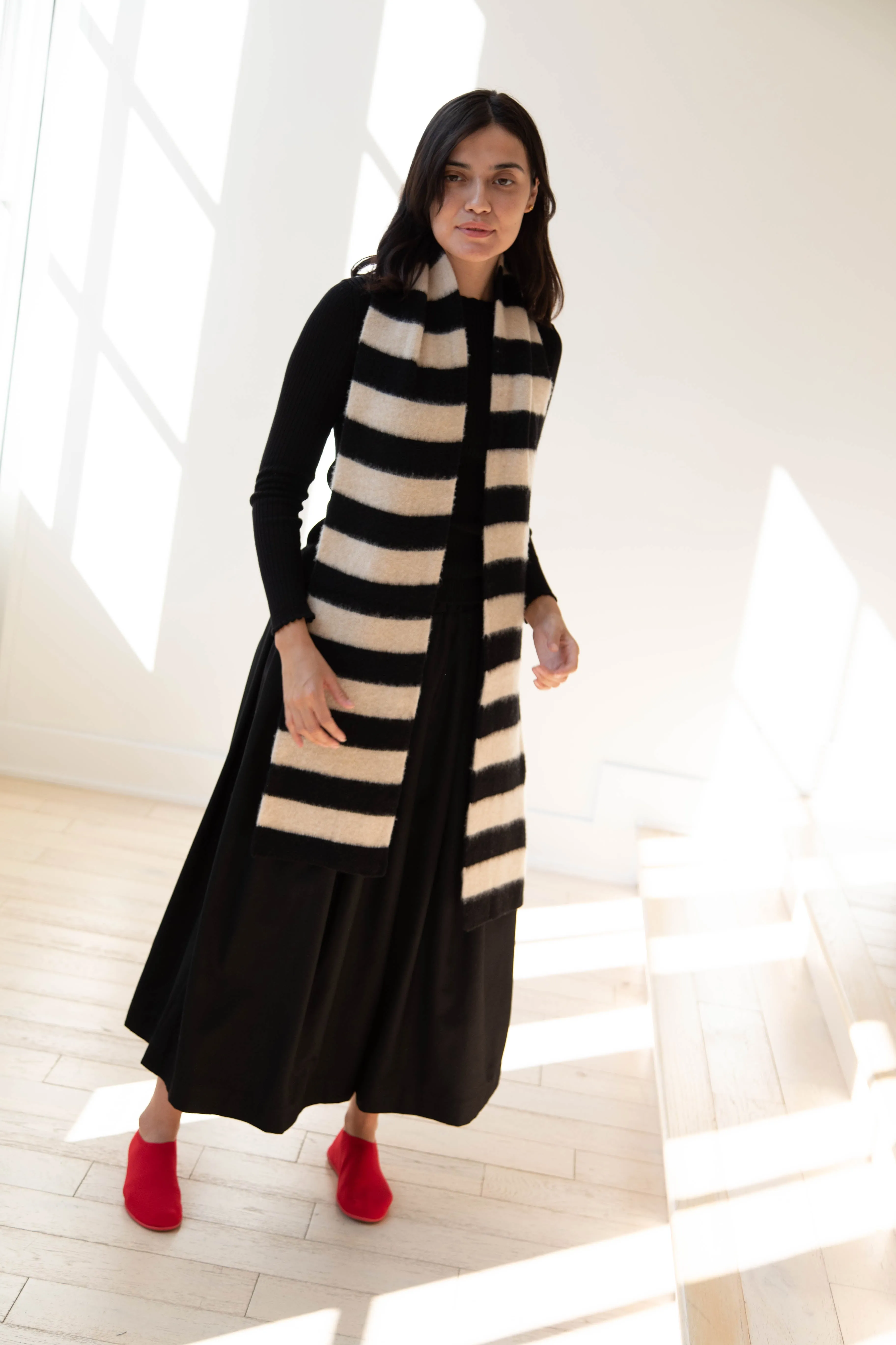 Jo Gordon | Brushed Stripe Scarf in Black & Oatmeal