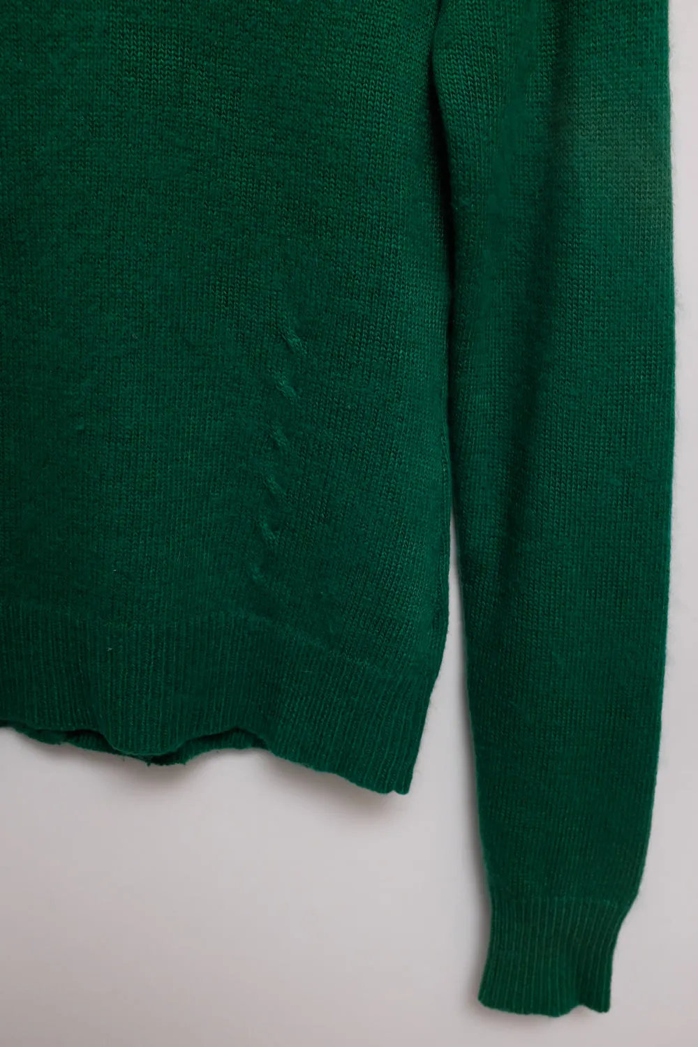 SOFTY WOOL GREEN CARDIGAN SWEATER