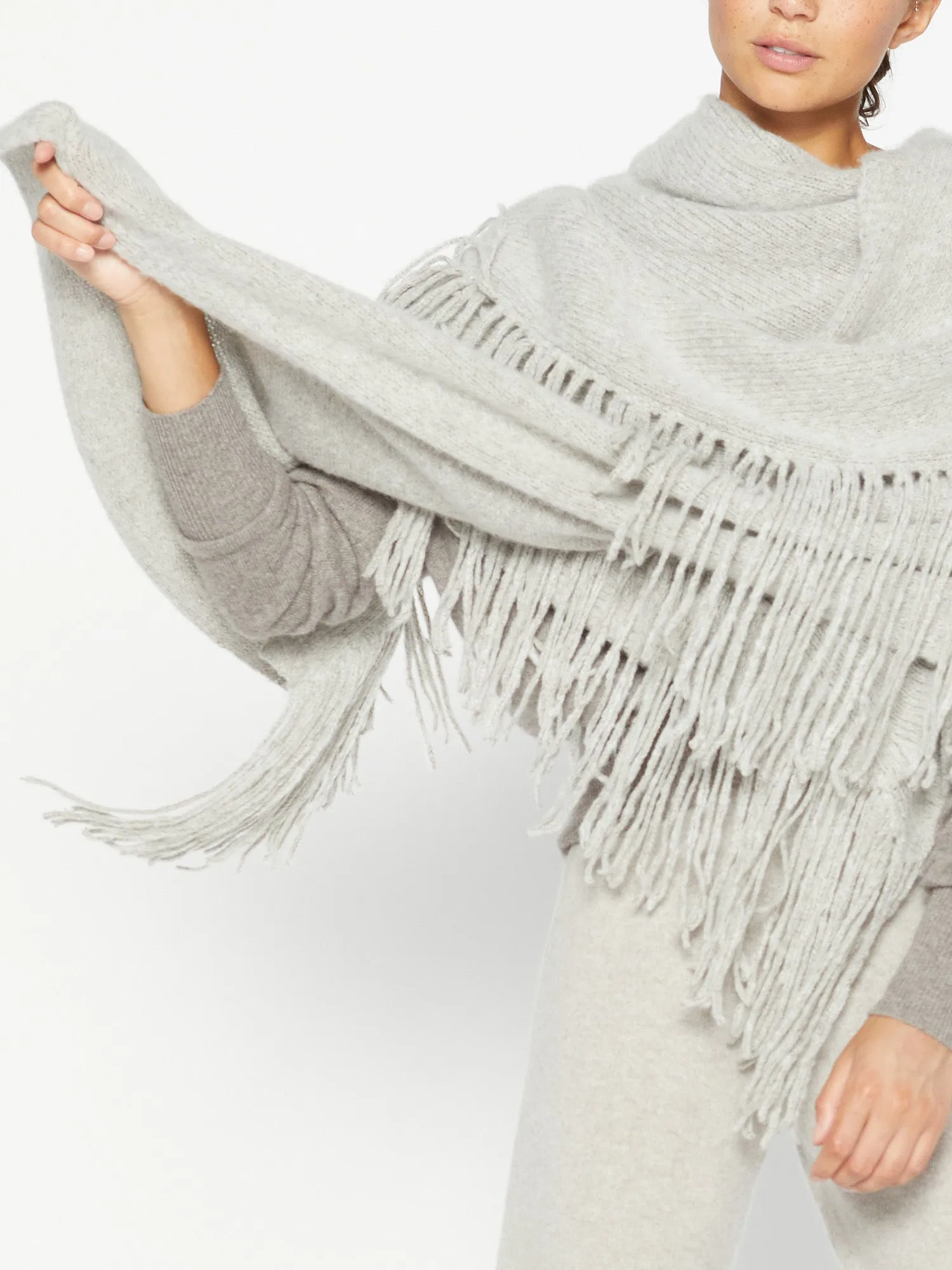 The Thela Fringe Wrap