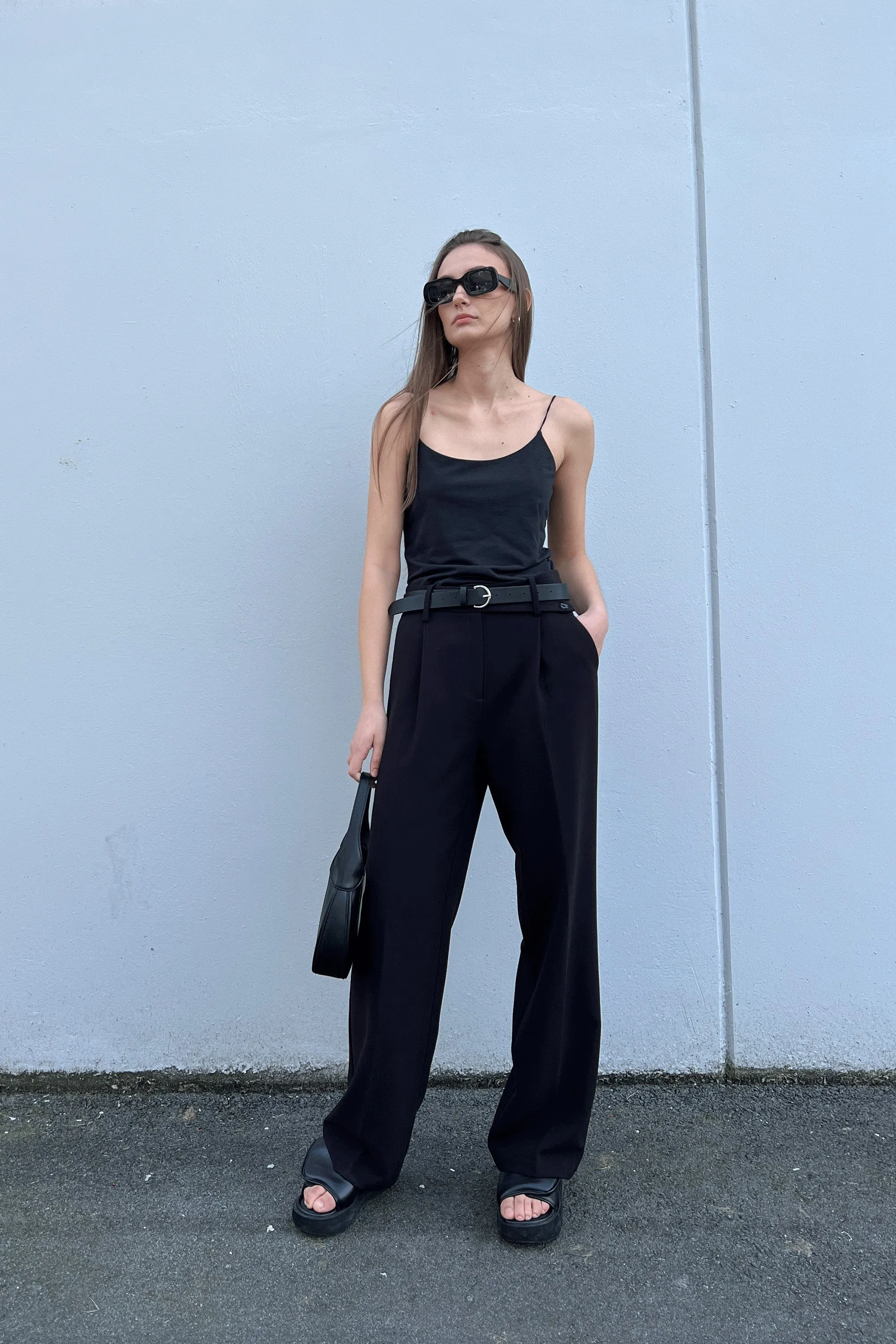 WIDE LEG CROSSOVER PANT