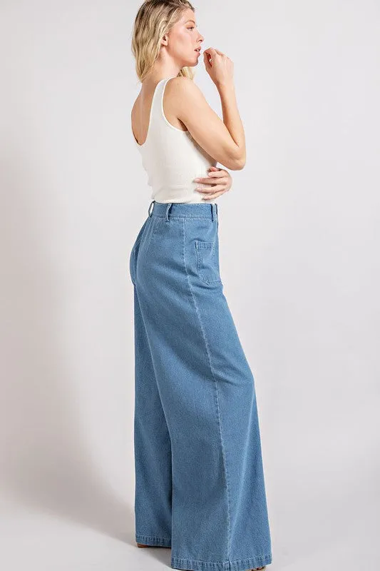 Wide Leg Jeans with Front Pockets