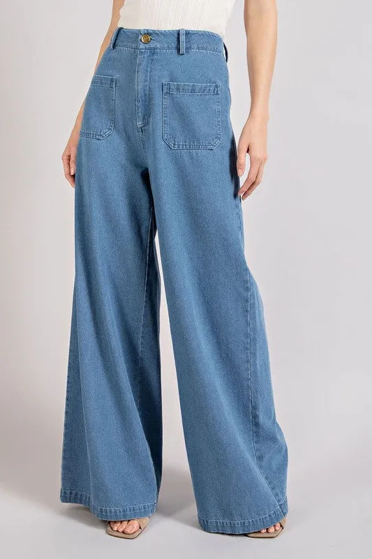 Wide Leg Jeans with Front Pockets